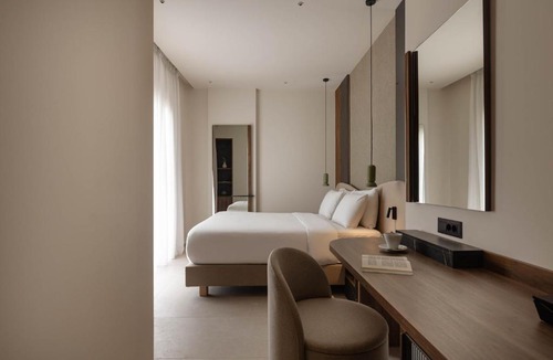 Heraklion Hotel | Nesean Plaza Hotel