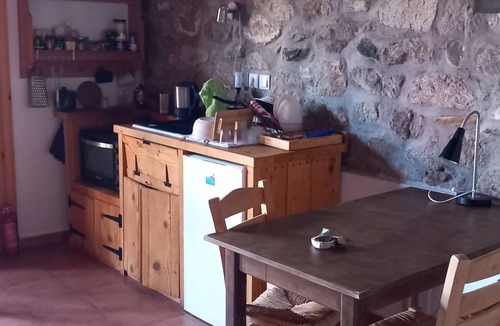 Sithonia Apartment | New apartment in old walls You can check in independently.