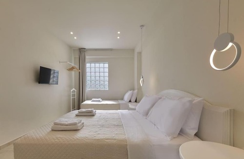 Stavromenos Apartment | New Crete apartment in Stavromenos Coast w/pool