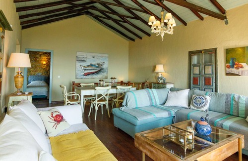Sampatiki Villa | NEW! Luxurious, spacious stone house with sea views - detached in the olive grove
