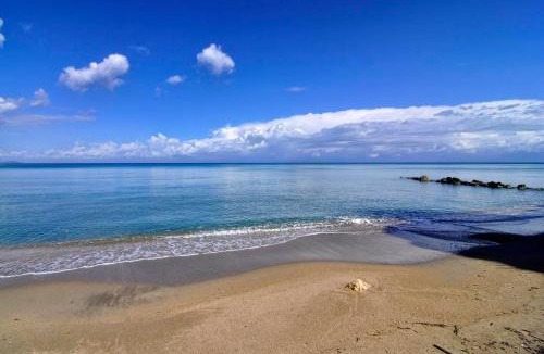 Termenades Apartment | Nias Beachfront Apartments close by to Sidari