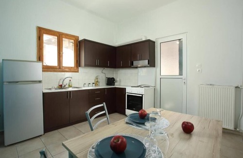 Nikaia-Agios Ioannis Rentis Apartment | Nikea apartment near Pireus & metro I