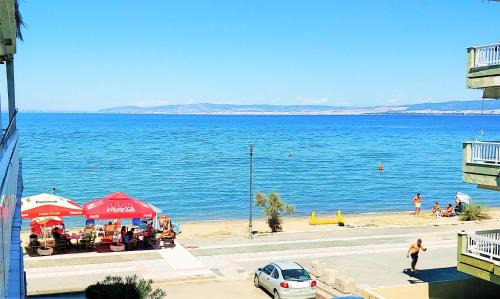 Neoi Epivates Apartment | Niko's Apartment - Beautiful Sea View Apartment !