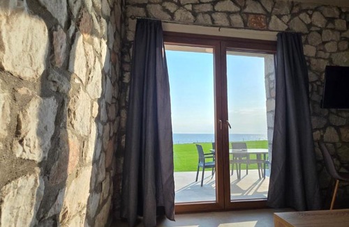 Nea Iraklia House | Nine Muses Hospitality