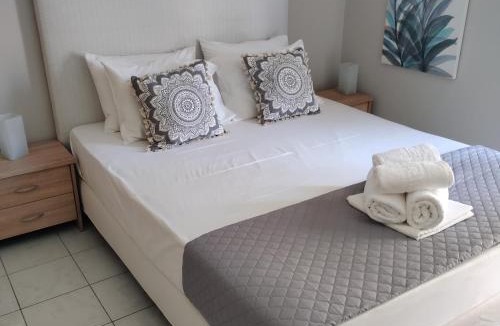 Nidri Apartment | Nini's House 2 Nydri - 100m from beach NYDRI TOWN CENTER