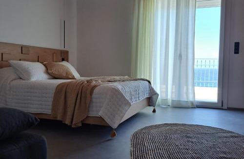 Ermoupoli Hotel | Nisaki Hotel & Elite Suites