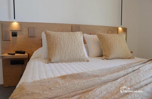 Ermoupoli Hotel | Nisaki Hotel & Elite Suites