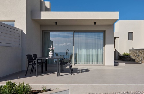 Salamis Apartment | NISIS I – Serene Luxury with Sea View