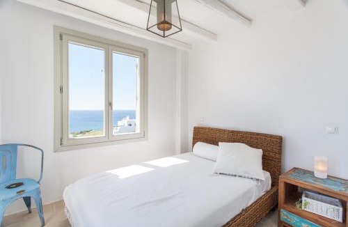 Gavrio House | Nok Island Villa by Hostandros