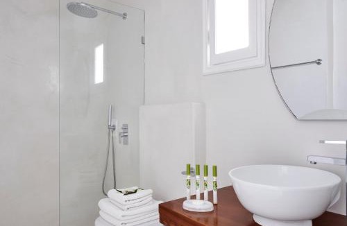 Vlychada Hotel | Notos Therme and Spa by Mr and Mrs White