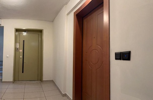 Naousa Apartment | Noufaro