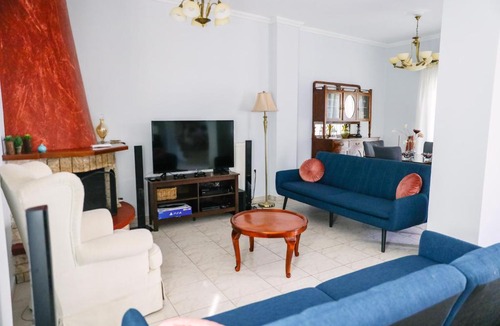 Pyrgos House | Nous Dios