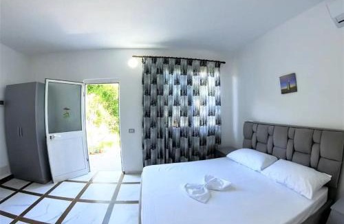 Radhime House | Novruzi Complex