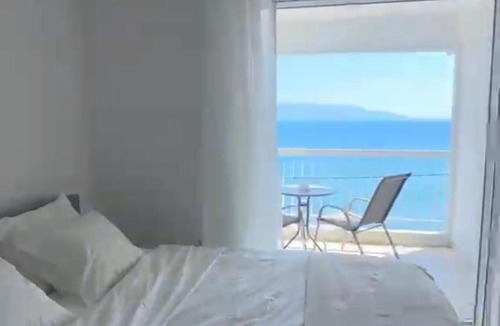 Oropos Apartment | Noy sweet sea