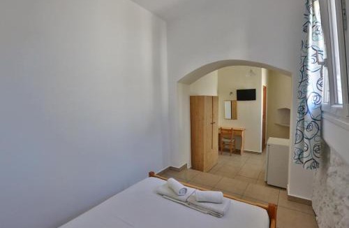 Galissas Apartment | Oasis Rooms & Studios in Galissas