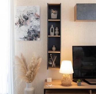 Lavreotiki Apartment | Oasis Sea view suit