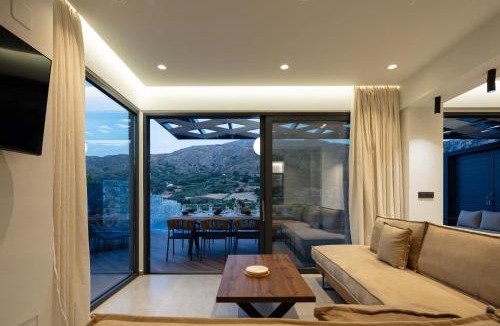Agkouseliana Villa | Oasis Serenity