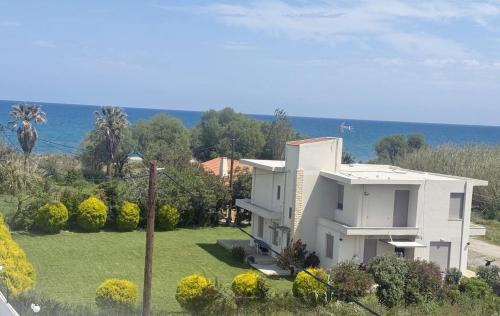Gerani Apartment | Ocean Breeze Apartments