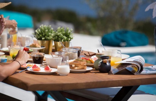 Plateies Villa | Oikos Boutique Residences Private Estate