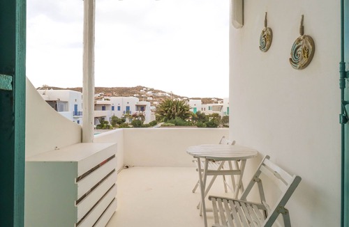 Ornos Apartment | Olga’s Studio, A Hidden Gem near Ornos Beach