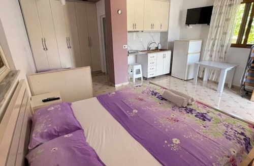 Ksamil Apartment | Olympia Cozy Room with a Big Balcony