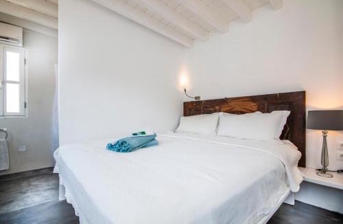 Symi House | On The Rocks