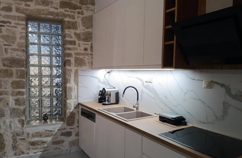 Faistos Apartment | Ophelia House in Áyios Ioánnis – Cozy Retreat with Mountain Views