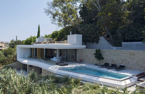 Akrotiri Villa | Opsis villas with private beach. Architecture and design.