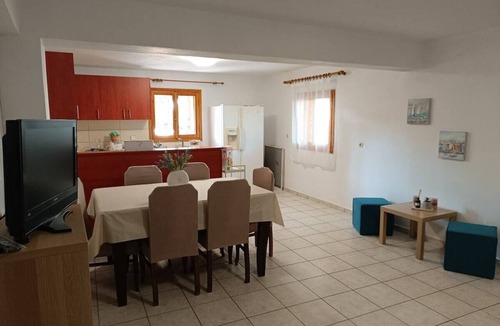 Nea Palatia House | Oropos Relax View