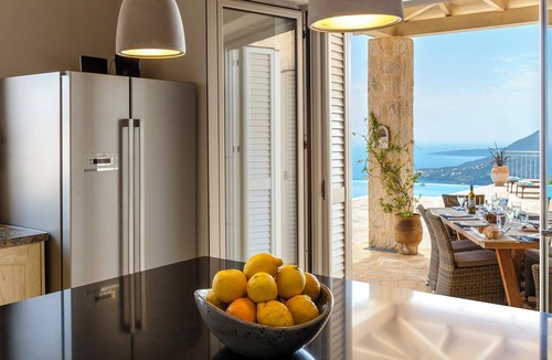 Evgiros Villa | Ortikia - Four Bedroom Villa, Sleeps 8
