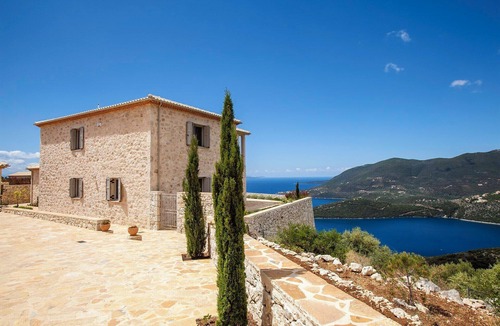 Evgiros Villa | Ortikia - Four Bedroom Villa, Sleeps 8
