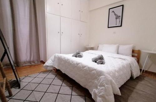 Dafni-Ymittos Apartment | pagrati nest