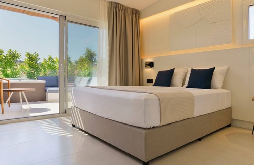 Pefkochori Apartment | Palm Suites