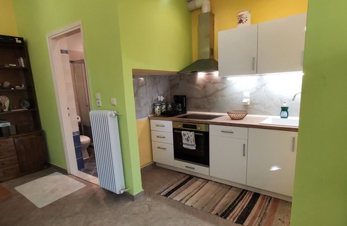 Eretria Cottage | Panorama2: A Comfortable Vacation Apartment