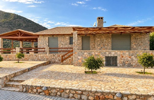 Kontsika House | Panoramic Sea View Villa near Galaxidi