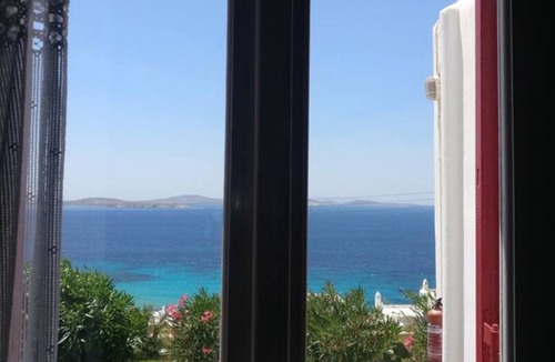 Agios Ioannis Apartment | Panoramic view apartment for 2 people near Ornos beach
