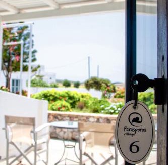 Adamas Apartment | Parasporos Village