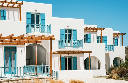 Logaras Hotel | Paros Inn Seafront by GHH
