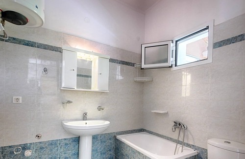 Sinarades Apartment | Pelekas Ferienwohnung mit Meerblick nur 200m vom Strand