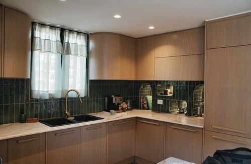 Kodrra Apartment | Penthouse · 100 m² terrace · Jacuzzi