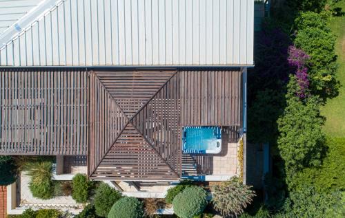 Glyfada Apartment | Penthouse Sauna & Jacuzzi in Glyfada