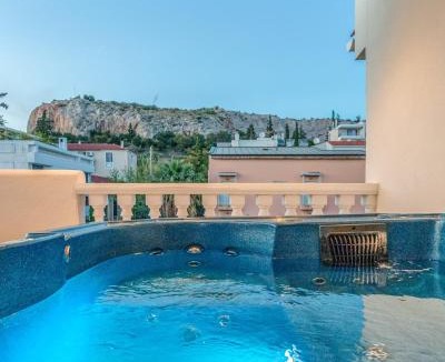 Filopappou Apartment | Penthouse with hot tub