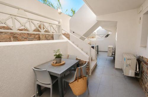 Perissa Apartment | Perissa South Beach- Beachfront Rooms