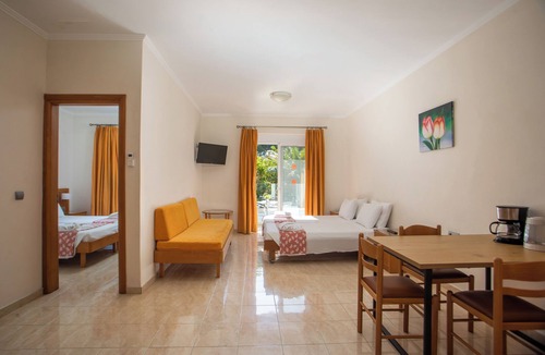 Ialyssos Hotel | Perla Marina