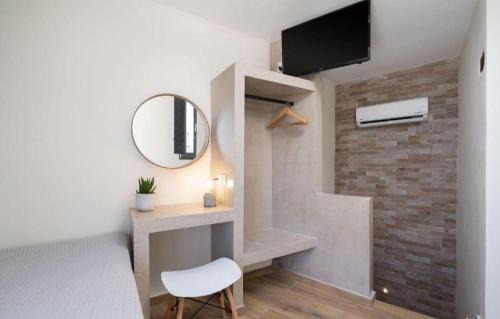 Emporio Apartment | Petit Suite