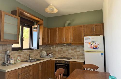 Triopetra House | Petra Mare Babis