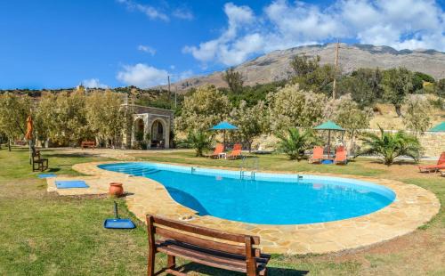 Triopetra House | Petra Mare Babis