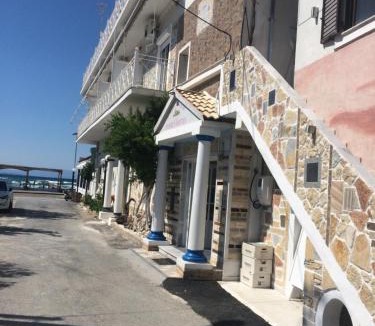 Lefkimmi House | Petrakis Beach