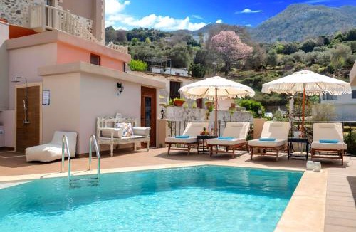 Filaki Villa | Petroktisto Luxury Villa Heated Pool & Jaccuzzi