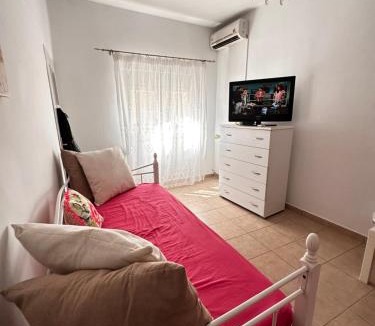 Arcoudi House | Philoxenia! Beachfront House with Garden on the Sand